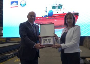 Med Marine’den çelik kesme töreni