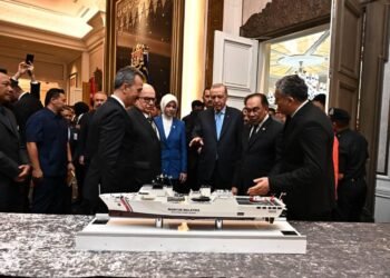 Desan’dan Malezya’ya çok maksatlı gemi