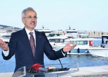 Bakan Abdulkadir Uraloğlu: “YAT’mıyoruz, üretiyoruz!”