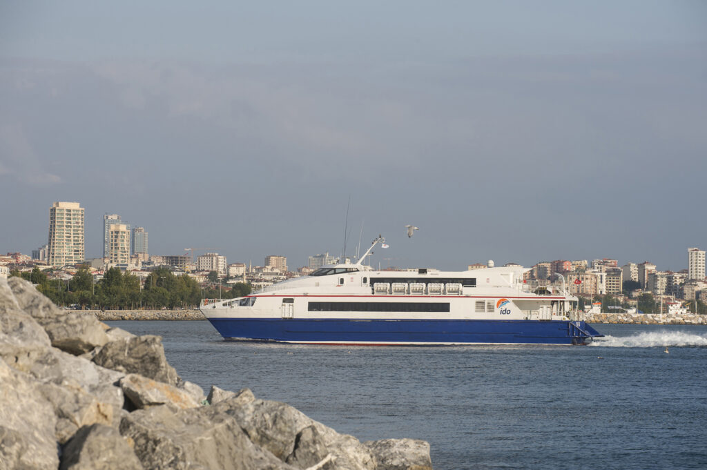 EGE ADALARI DENIZ OTOBUSU 2