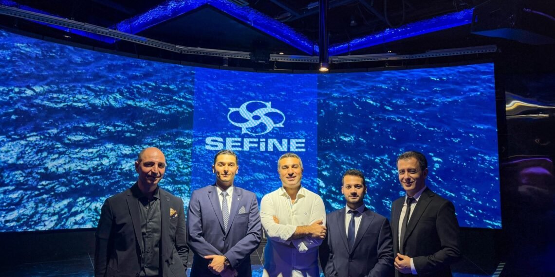 Sefine Shipyard, yeni yüzer havuzunu Singapur’da tanıttı