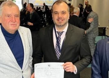 Ahmet Yazıcı’ya teşekkür belgesi