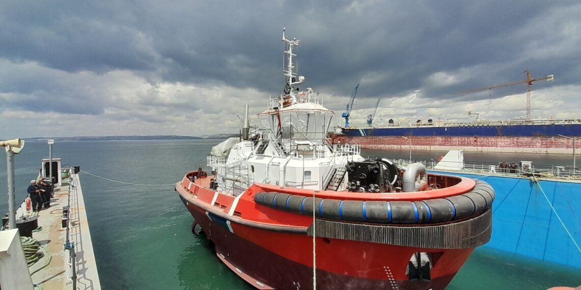 Sanmar’ın Yunanistan için inşa ettiği ilk römorkör denize indirildi