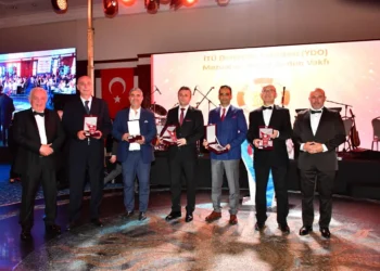 DEFAV’ın 28. Dayanışma Gecesi Büyük Katılımla Gerçekleşti