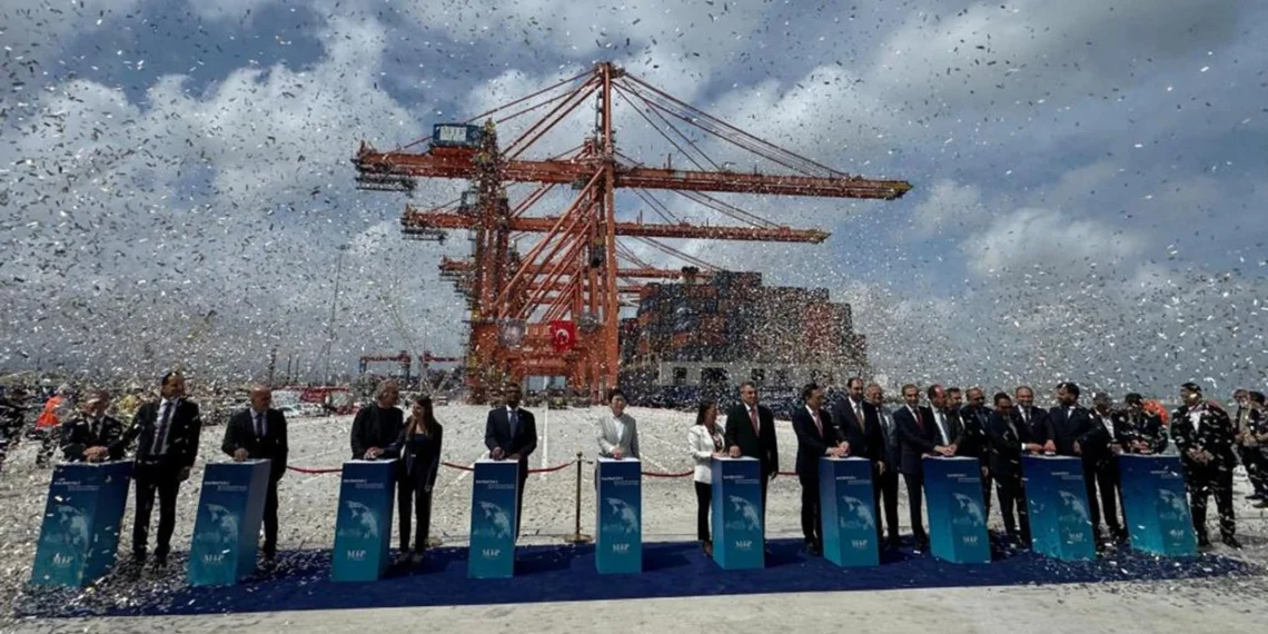 450 milyon dolarlık dev yatırım: Mersin Limanı yeni terminaliyle hizmette
