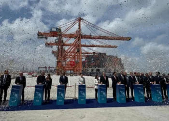 450 milyon dolarlık dev yatırım: Mersin Limanı yeni terminaliyle hizmette