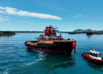 Med Marine, OMMP için ürettiği yüksek teknolojili römorkörlerden ilkini denize indirdi