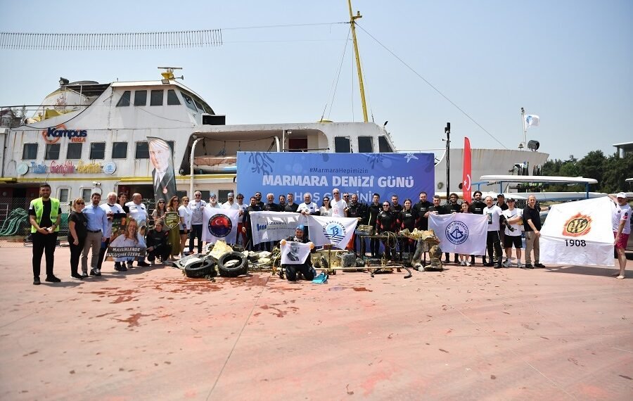 Dalgıçlar Tuzla’dan çağrı yaptı: “Deniz temiz kalsın, balıklar nefes alsın”