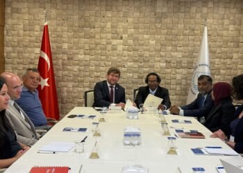 DEHUKAM ve Villa College, deniz hukuku alanında iş birliği protokolü imzaladı