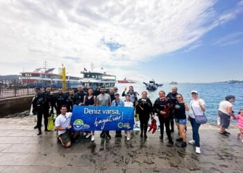 TURMEPA, Kabotaj Bayramı’nda Boğaz’ın derin sularına daldı