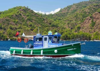 TURMEPA 30. YIL atık alım teknesi denize indirildi