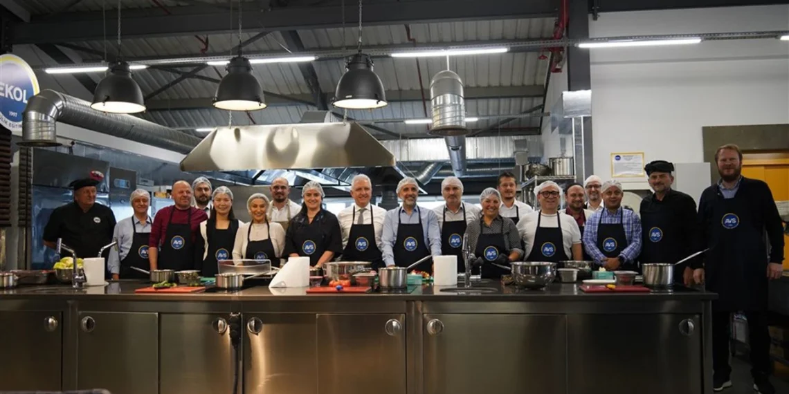 KOSDER yönetimi, Ekol Denizcilik atölyesinde Karadeniz lezzetleriyle buluştu