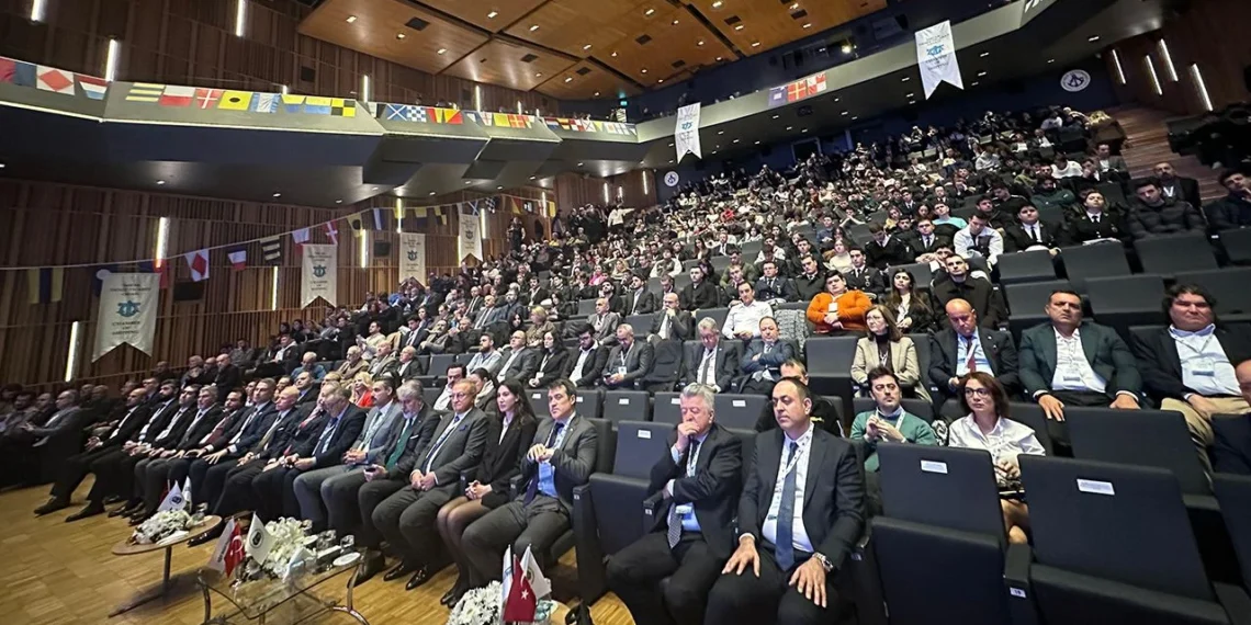 Denizcilikte Yeşil Dönüşüm Zirvesi’nde kritik konular ele alındı