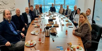 KOSDER’de birlik mesajı: Yönetim ve eski başkanlar buluştu