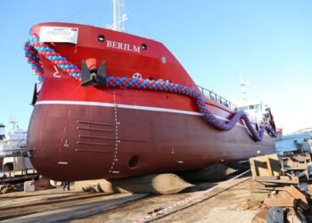 Yüzde 60 yerli üretimle inşa edilen Beril M Tankeri denize indirildi