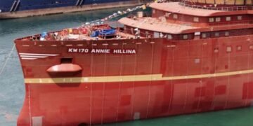 Tersan imzalı Annie Hillina gemisi suyla buluştu