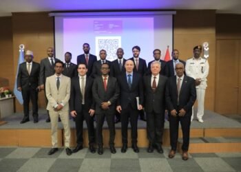 Somali’de İlk Uluslararası Balıkçılık Lisansı Türk Gemisine Verildi