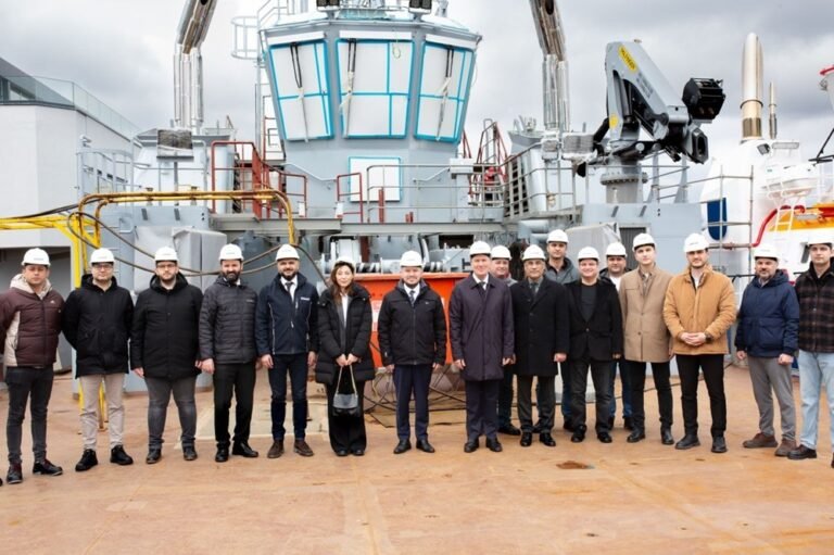 UZMAR Tersanesi’nde stratejik ziyaret: SSB Deniz Araçları Daire Başkanı Dr. Bilkutay Yılmaz yerli üretimi yerinde inceledi
