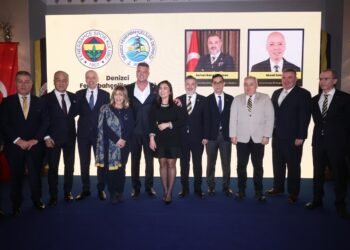 Denizci Fenerbahçeliler Derneği İftarda Bir Araya Geldi: Sektör ve Kulüp İş Birliği Vurgusu