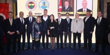 Denizci Fenerbahçeliler Derneği İftarda Bir Araya Geldi: Sektör ve Kulüp İş Birliği Vurgusu