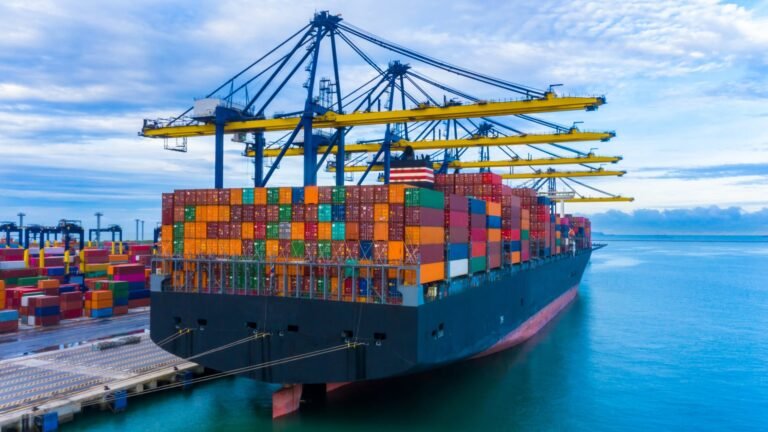 Konteyner gemisi siparişleri rekor seviyede: küresel sipariş defteri 11.8 milyon Teu’ya ulaştı