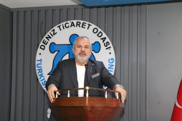 İMEAK DTO Aliağa Şubesi’nin Nisan ayı olağan meclis toplantısı, Meclis Başkanı İsmail Önal başkanlığında gerçekleştirildi. Toplantıya Yönetim Kurulu Başkanı Adem Şimşek ve şube meclis üyeleri katıldı.