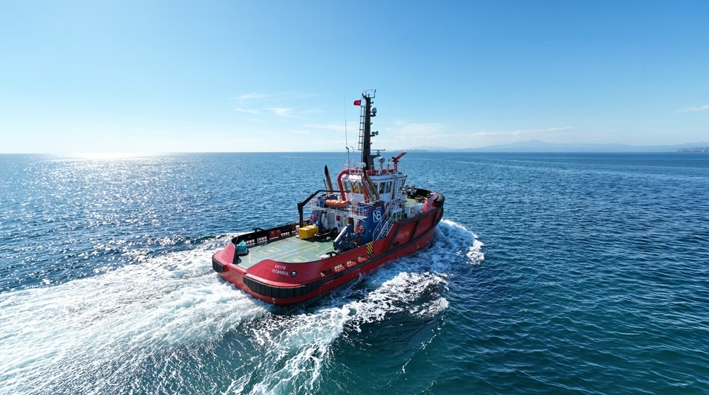 Med Marine, SEKAVIN için inşa edilen DRAfter 2400 konvansiyonel römorkörünün başarıyla teslim edildiğini duyurdu. 