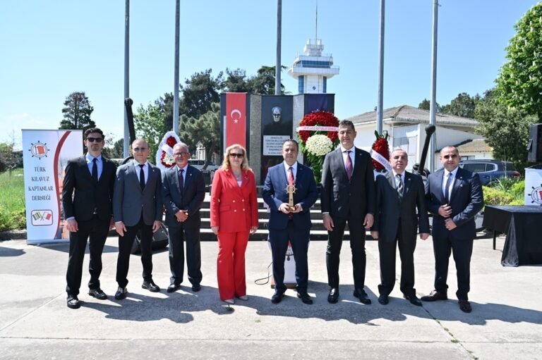 Kılavuz Kaptanlar Haftası Devam Ediyor