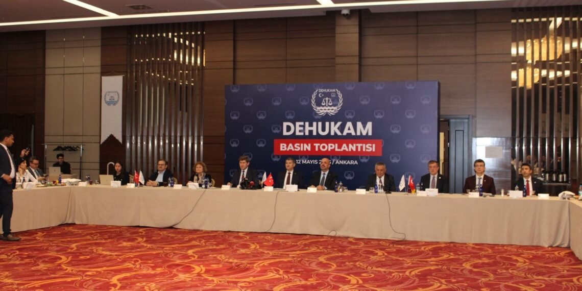 DEHUKAM, “Türk Deniz Yetki Alanları Kanun Taslağı”nı kamuoyuna sundu