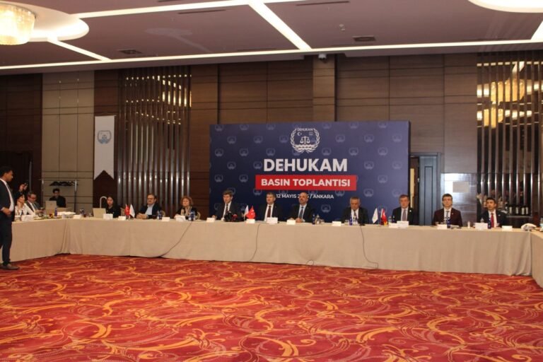 DEHUKAM, “Türk Deniz Yetki Alanları Kanun Taslağı”nı kamuoyuna sundu