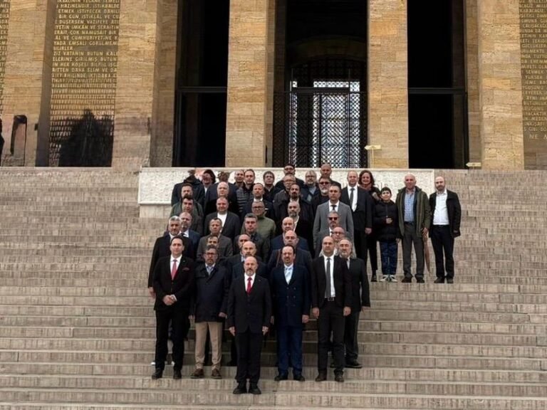 İTÜ YDO 1992 Girişlilerden Anıtkabir’e Anlamlı Ziyaret
