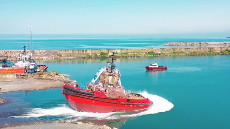 MED MARINE, Ereğli Tersanesi’nde RAmparts 2500-W römorkörü denize indirdi