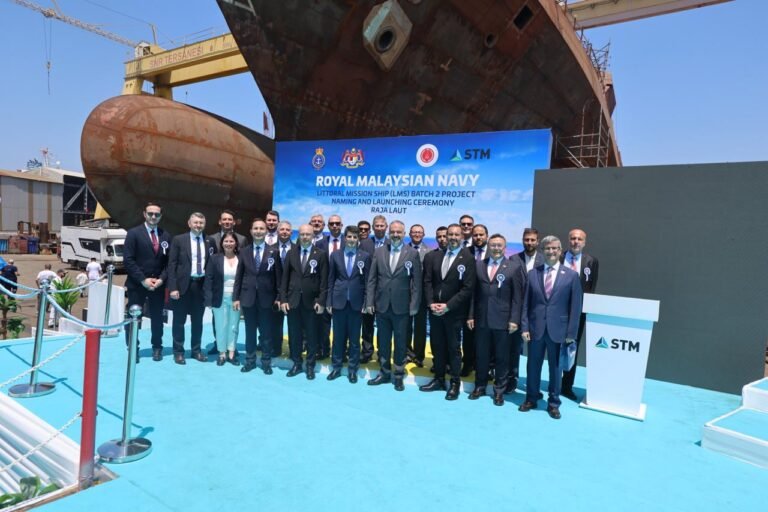 STM, Malezya Kraliyet Donanması’nın İkinci Korveti Raja Laut’u Denize İndirdi