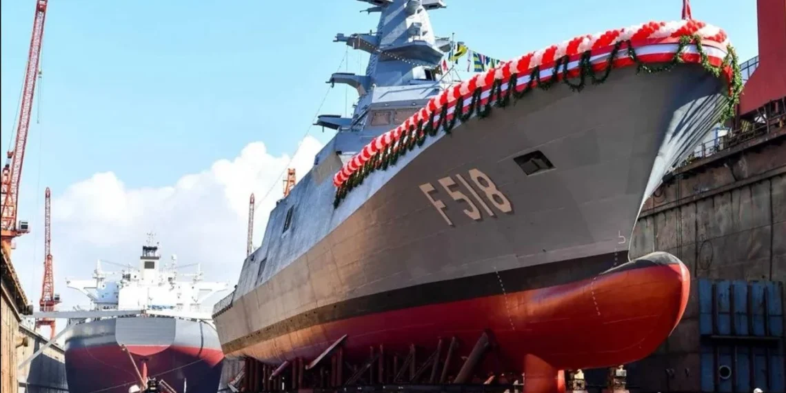 MİLGEM’in yeni fırkateyni TCG Karadeniz denize indirildi