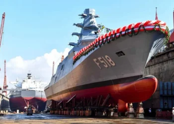 MİLGEM’in yeni fırkateyni TCG Karadeniz denize indirildi