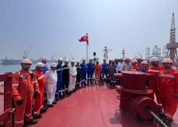 DİTAŞ’ın yeni LR2 tankeri ‘T. Riva’ Türk bayrağı çekti