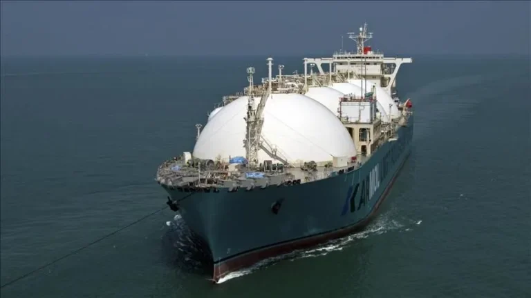 Karpowership’in Kinetics girişimi, ilk yüksek kapasiteli FSRU’su LNGT Karadeniz’in inşasına başladı
