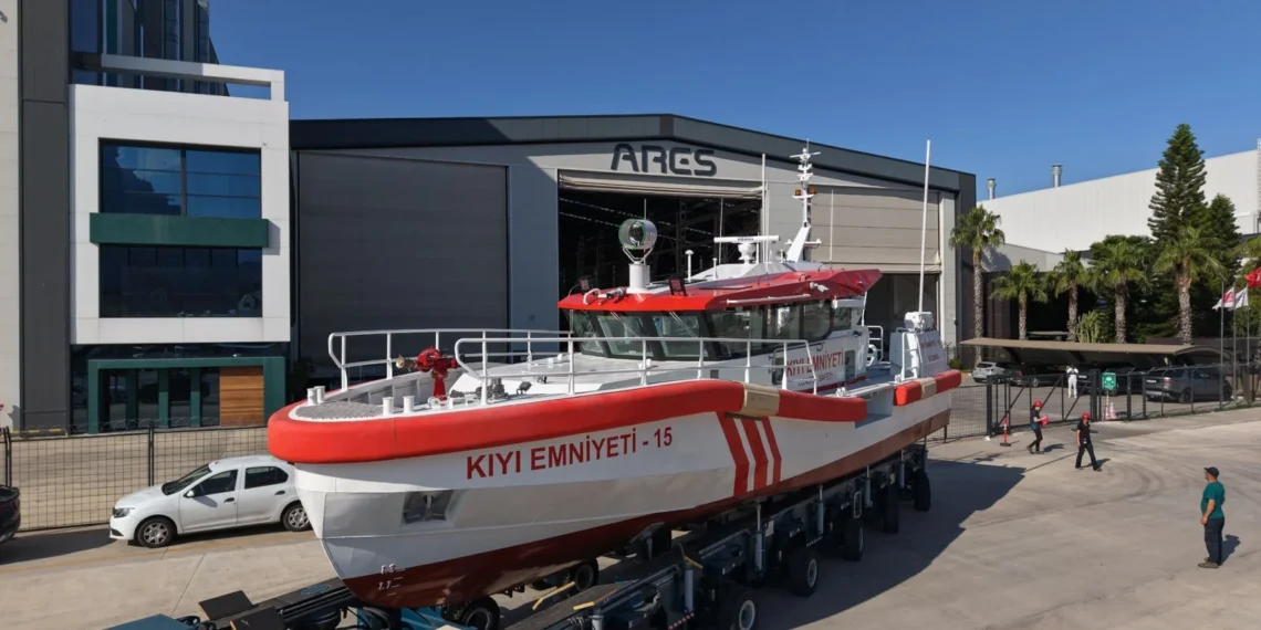 ARES Tersanesi’nden KEGM’ye 4 ARES 18 SAR botu teslimatı