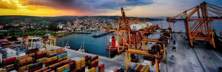 Asyaport’ta tek gemide 22 bin 896 TEU ile Türkiye rekoru