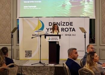 Şadan Kaptanoğlu “Denizde Yeni Rota” manifestosunu açıkladı