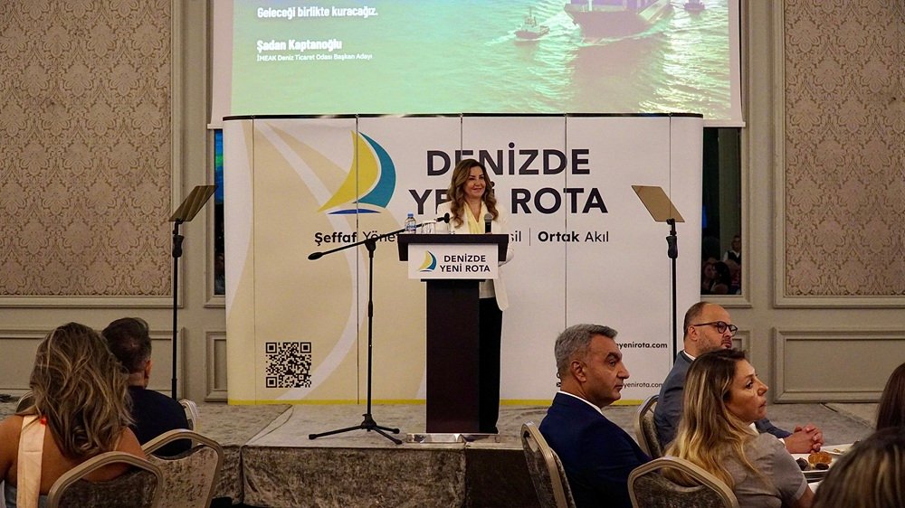 Şadan Kaptanoğlu “Denizde Yeni Rota” manifestosunu açıkladı