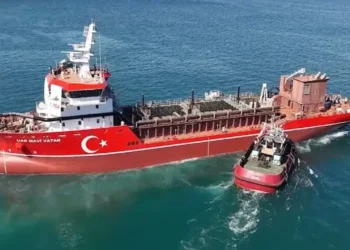Yütek, Türkiye’nin ilk yerli tarama gemisini suya indirdi