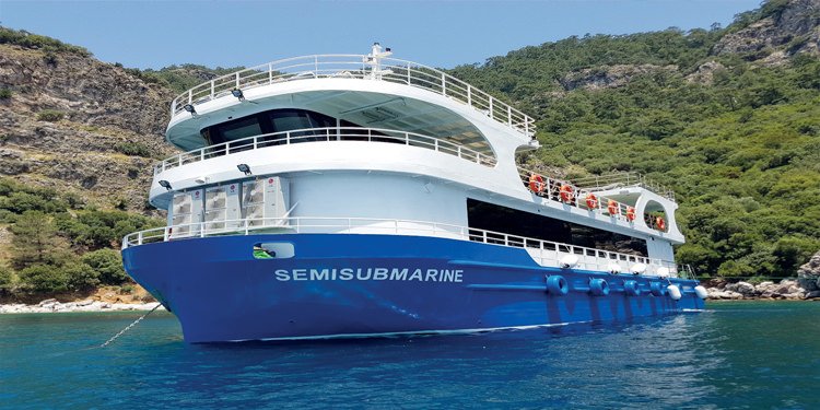 Award-Winning ‘Semisubmarine’ sold to India