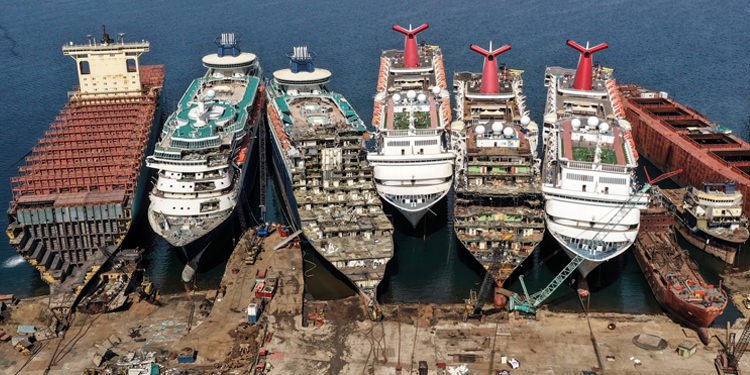 $450 Million contribution from scrap ships to economy