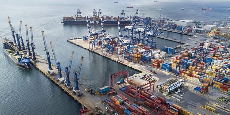 İHRACATTA İLK KEZ 20 MİLYAR DOLAR SINIRI AŞILDI