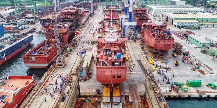 6.4 BILLION DOLLARS WORTH OF SHIP AND YACHT EXPORTS IN 5 YEARS