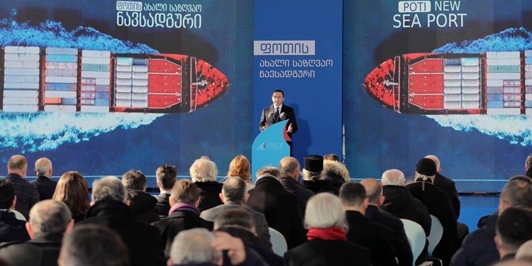 POTİ LİMANI HİZMETE AÇILDI