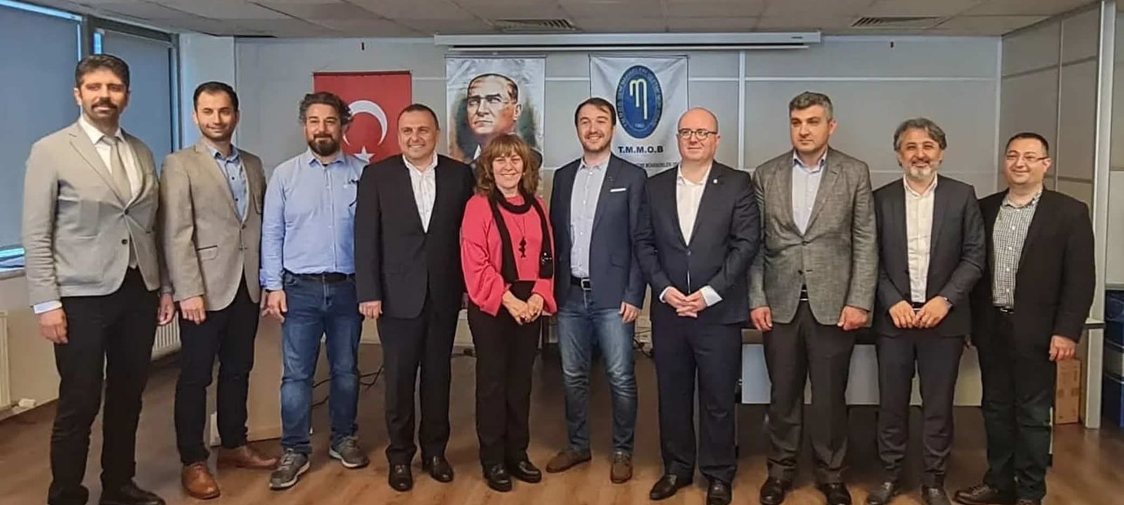 DEDEK’İN YENİ BAŞKANI SEÇİLDİ