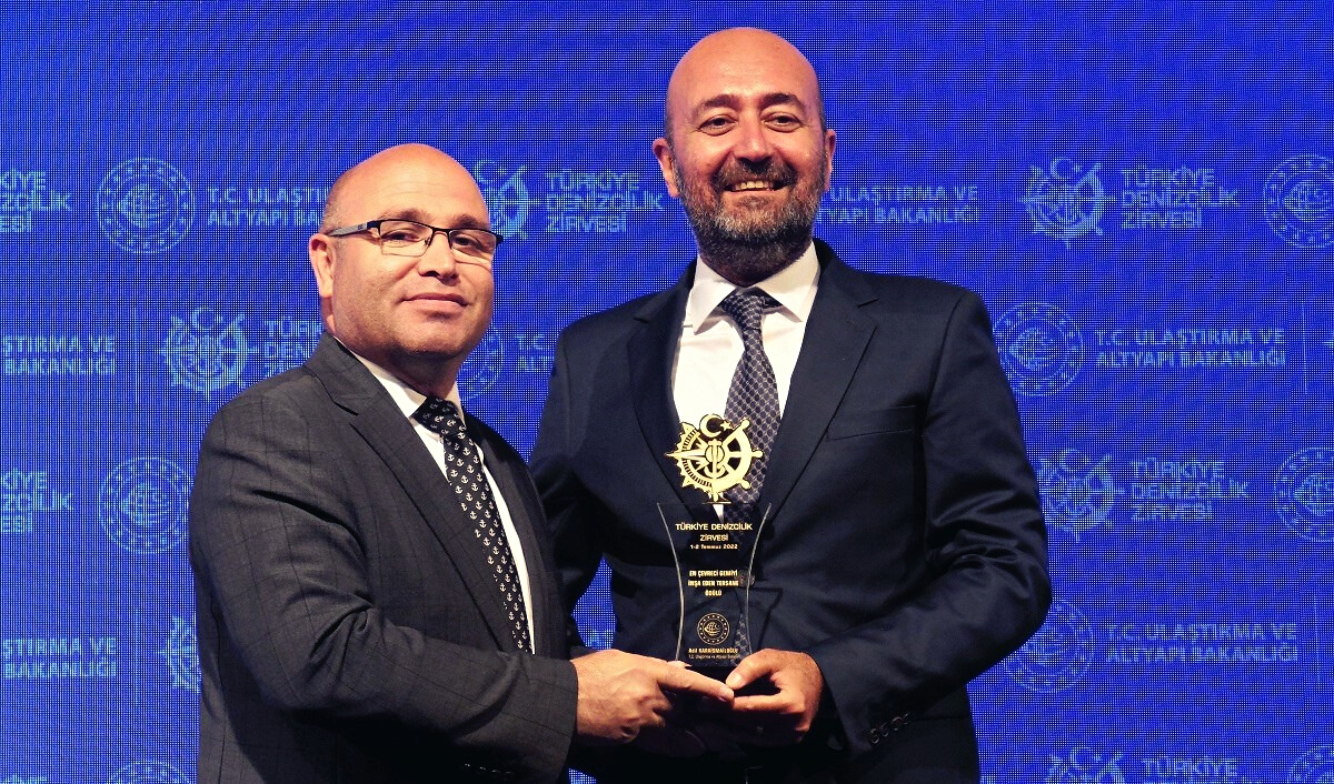 EN ÇEVRECİ GEMİYİ İNŞA EDEN TERSANE ÖDÜLÜ SANMAR TERSANESİ’NİN OLDU