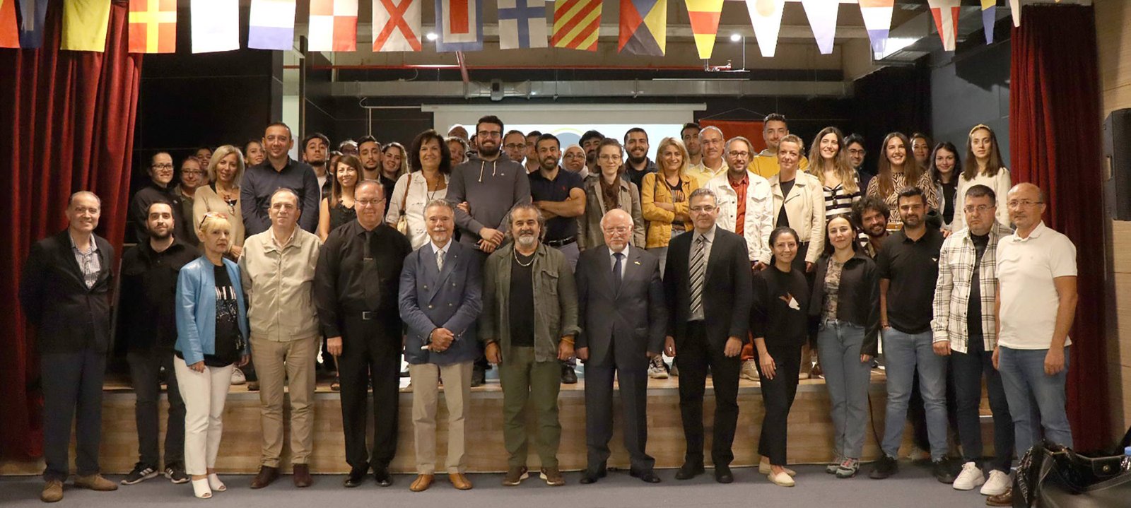 AVS BM-BUSINESS MANAGEMENT’I TANITTI